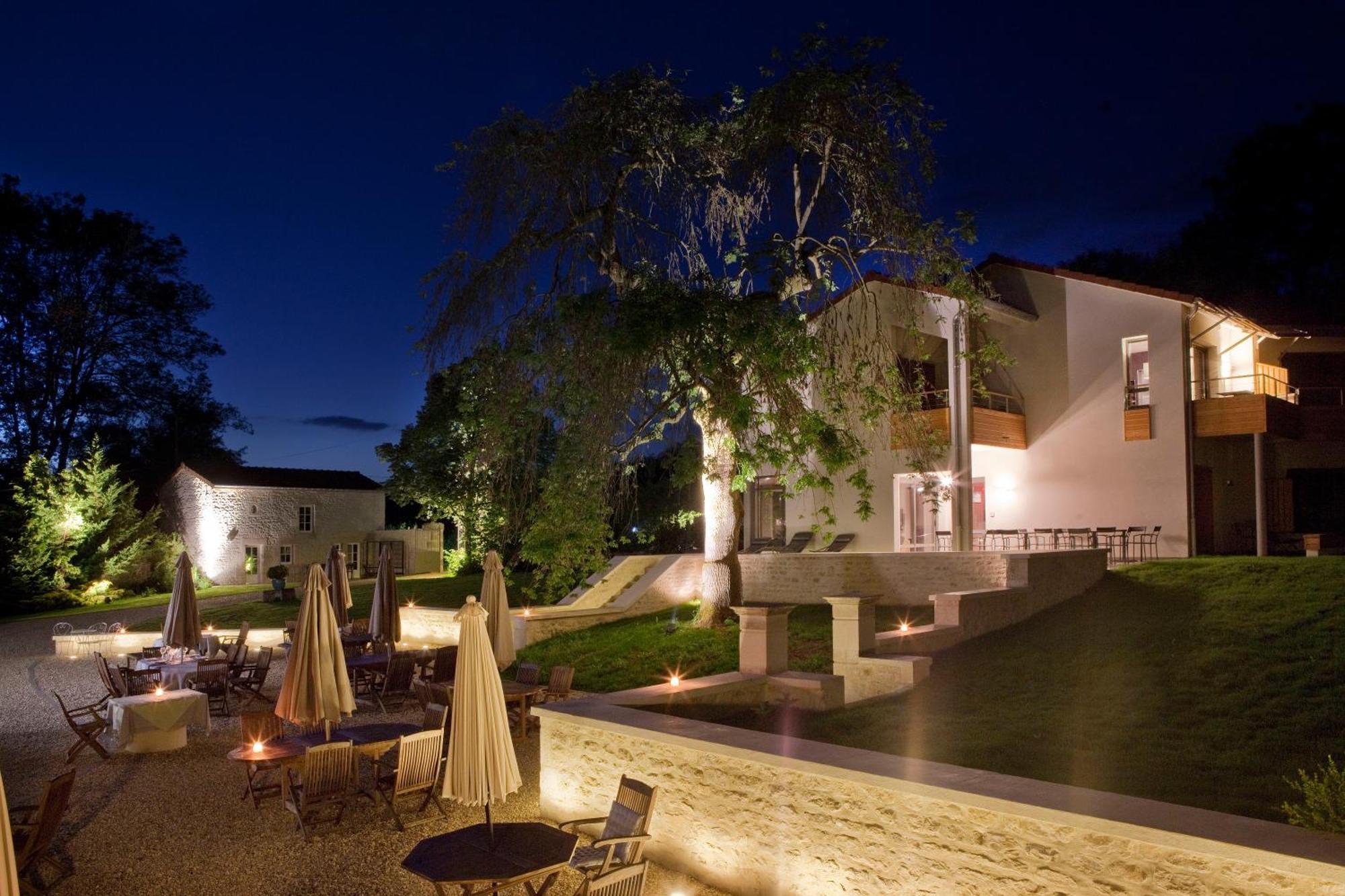 Logis La Source Bleue Hotel Gudmont-Villiers Exterior photo